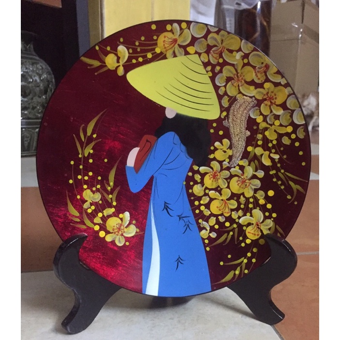 Tranh đĩa cô gái áo dài